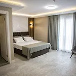 Ege Birlik Boutique Case de vacanță