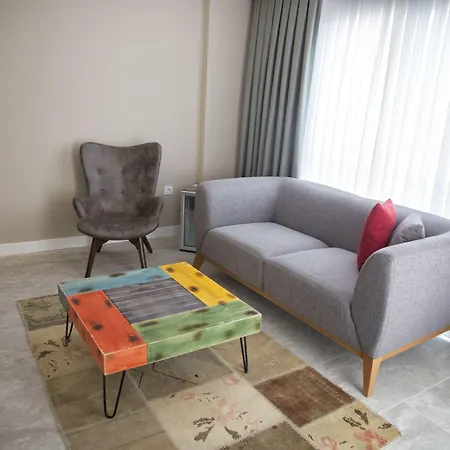 Ege Birlik Boutique דבוטלאר